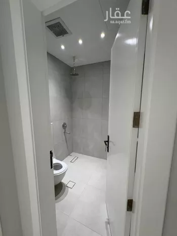 شقة للبيع في شارع القرية, حي الندى, مدينة الرياض, منطقة الرياض صورة 4