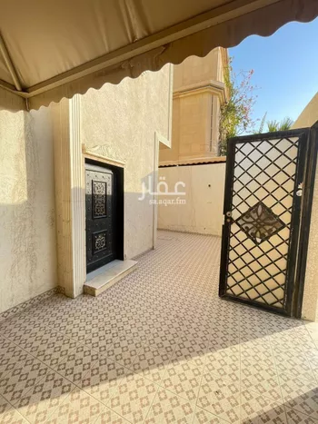 فيلا للبيع في شارع صبيخة, حي ظهرة لبن, مدينة الرياض, منطقة الرياض صورة 4