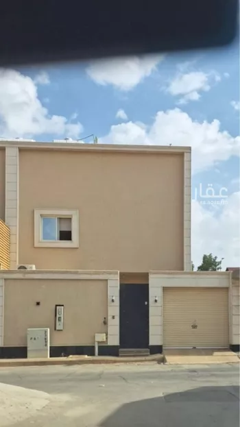فيلا للبيع في شارع لسان الدين الخطيب, حي شبرا, مدينة الرياض, منطقة الرياض