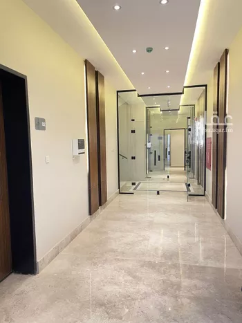 شقة للبيع في شارع طارق بن شهاب, حي العارض, مدينة الرياض, منطقة الرياض صورة 2