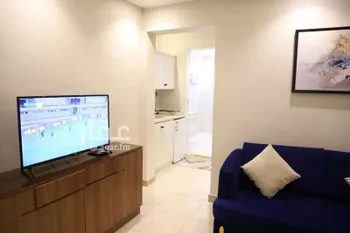 شقة مفروشة للحجز في شارع الأمير مقرن بن عبدالعزيز ، حي النزهة ، الرياض ، منطقة الرياض صورة 2