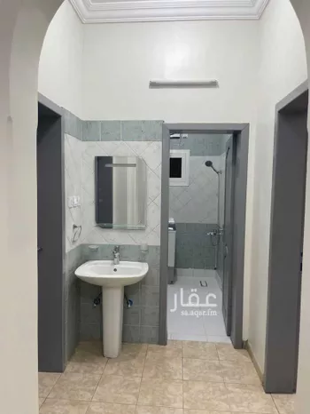 شقة للإيجار في شارع شارع روح بن حبيب, حي المرجانية, مدينة رابغ, منطقة مكة المكرمة صورة 3