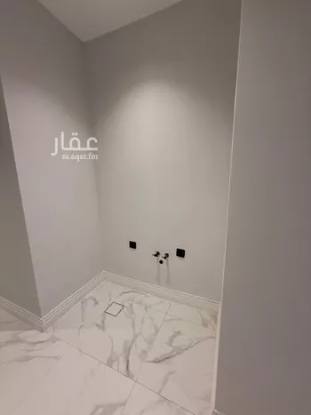 شقة للإيجار في شارع محمد بن عبدالعزيز الدغيثر, حي الملقا, مدينة الرياض, منطقة الرياض صورة 5