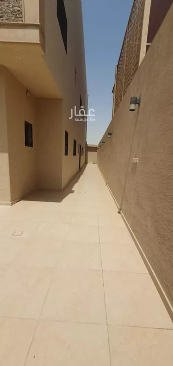 فيلا للبيع في شارع الرباط, حي العزيزية, مدينة الرياض, منطقة الرياض صورة 3
