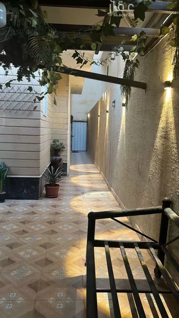 فيلا للبيع في شارع محمود زيني, حي المونسية, مدينة الرياض, منطقة الرياض صورة 2