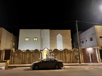 فيلا للبيع في شارع الرياض, حي اليرموك, مدينة المجمعه, منطقة الرياض