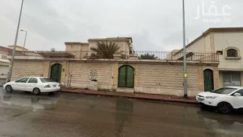 فيلا للبيع في شارع عبدالله الخليفي ، حي العزيزية ، الرياض ، منطقة الرياض