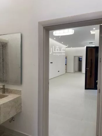 دور للبيع في شارع رقم 151, حي الجنادرية, مدينة الرياض, منطقة الرياض صورة 3