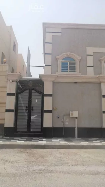 فيلا للبيع في شارع الاحرار ، حي الشعلة ، الدمام ، الدمام