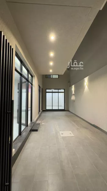 فيلا للبيع في شارع علي بن هبة الله, حي المهدية, مدينة الرياض, منطقة الرياض صورة 3