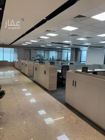 مكتب تجاري للإيجار في شارع الأمير سلطان بن عبدالعزيز, حي العليا, مدينة الرياض, منطقة الرياض صورة 2