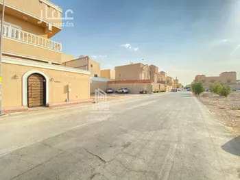 أرض للبيع في شارع الأبهري, حي الربوة, مدينة الرياض, منطقة الرياض صورة 3
