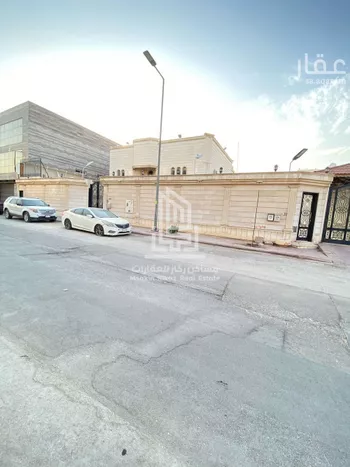 فيلا للبيع في شارع العطف, حي الريان, مدينة الرياض, منطقة الرياض