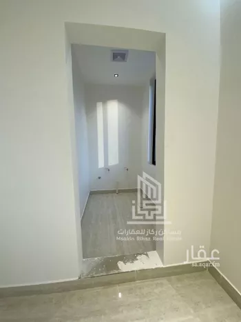 دور للبيع في شارع ابن بسام, حي السلام, مدينة الرياض, منطقة الرياض صورة 5