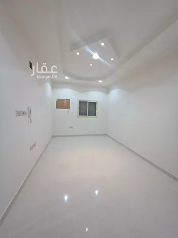 شقة للإيجار في شارع الشيخ عمر بن عبداللطيف بن عبدالرحمن, حي ظهرة البديعة, مدينة الرياض, منطقة الرياض