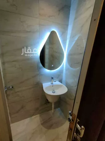 شقة للبيع في شارع شارع طارق بن زياد, حي الشاطئ, مدينة جازان, منطقة جازان صورة 2