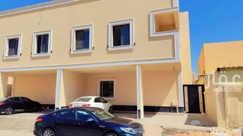 فيلا للبيع في شارع جندب بن كعب, حي الضباط, مدينة الرياض, منطقة الرياض صورة 4