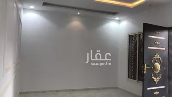 فيلا للبيع في شارع إسحاق بن مخلد, حي عكاظ, مدينة الرياض, منطقة الرياض صورة 3