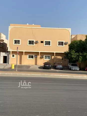 عمارة للبيع في شارع عبدالله بن الزبير, حي العريجاء الغربي, مدينة الرياض, منطقة الرياض