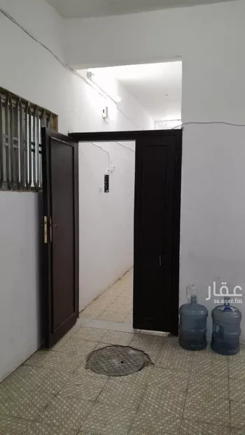 عمارة للبيع في شارع الدوح, حي الجرادية, مدينة الرياض, منطقة الرياض صورة 3