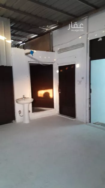 عمارة للبيع في شارع الدوح, حي الجرادية, مدينة الرياض, منطقة الرياض صورة 4