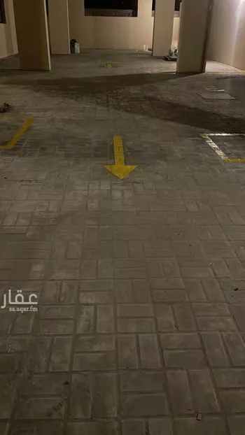 عمارة للبيع في شارع ابن المهاجر, حي المهدية, مدينة الرياض, منطقة الرياض صورة 3