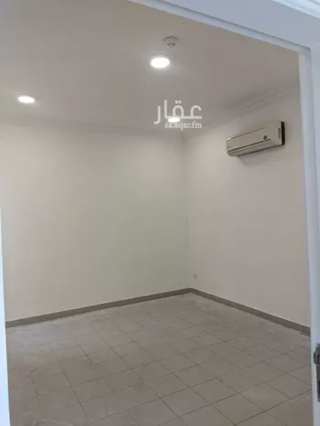 مكتب تجاري للإيجار في شارع الشيخ سلمان بن حمد ال خليفة, حي الملز, مدينة الرياض, منطقة الرياض