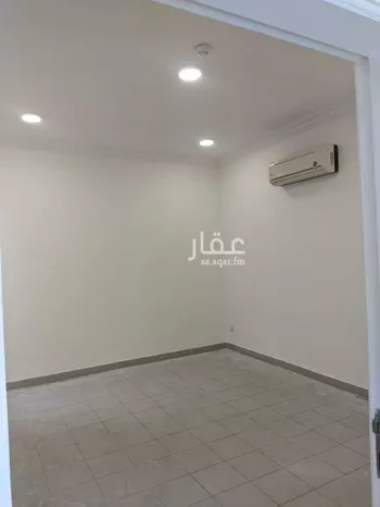 مكتب تجاري للإيجار في شارع الشيخ سلمان بن حمد ال خليفة, حي الملز, مدينة الرياض, منطقة الرياض