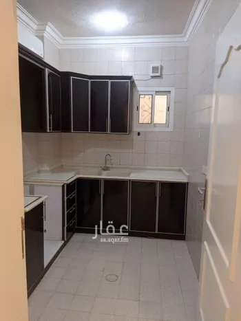 شقة للإيجار في شارع ابن الكعكي, حي الضباط, مدينة الرياض, منطقة الرياض صورة 4
