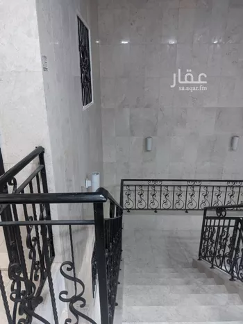 مكتب تجاري للإيجار في شارع الشيخ سلمان بن حمد آل خليفة, حي الملز, مدينة الرياض, منطقة الرياض صورة 4
