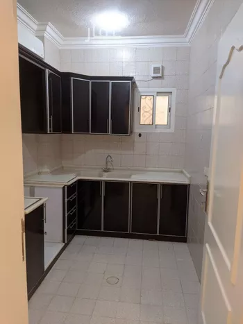 شقة للإيجار في شارع ابن الكعكي, حي الضباط, مدينة الرياض, منطقة الرياض صورة 4