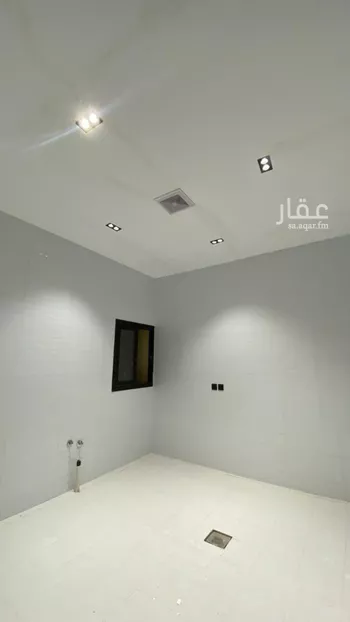 دور للبيع في شارع عبدالله بن أبي البركات, حي عكاظ, مدينة الرياض, منطقة الرياض صورة 3