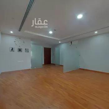 مكتب تجاري للإيجار في شارع الشيخ حسن بن حسين بن علي, حي الحمراء, مدينة الرياض, منطقة الرياض صورة 4
