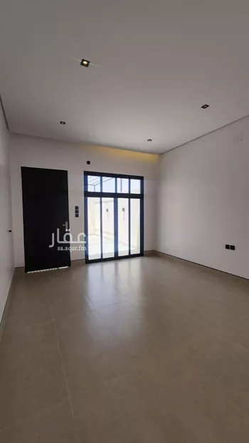 دور للبيع في شارع الورود 31, حي الورود, مدينة المزاحميه, منطقة الرياض صورة 2