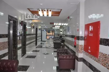 شقة للبيع في شارع ابن مسافر, حي العزيزية, مدينة مكه المكرمه, منطقة مكة المكرمة صورة 3