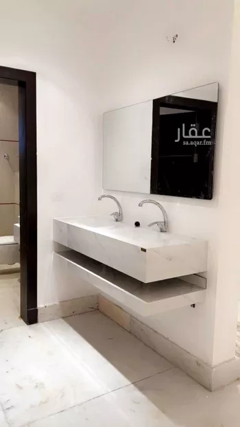 فيلا للإيجار في شارع دسمان, مدينة الظهران, المنطقة الشرقية صورة 4