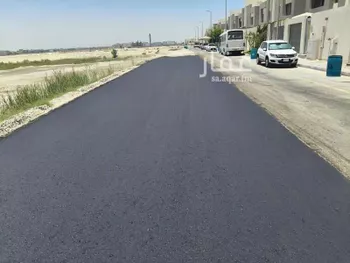 أرض للبيع في شارع 20ب ، البحيرة ، الخبر ، الخبر