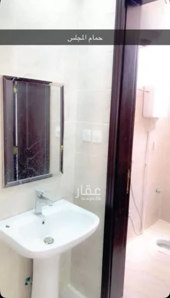 شقة للإيجار في شارع يحيى بن القاسم ، حي المهدية ، الرياض ، منطقة الرياض صورة 3