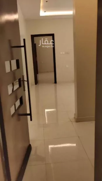 شقة للإيجار في شارع الملك خالد ابن عبدالعزيز سعود, حي عقرباء, مدينة امارة منطقة الرياض - الجبيله, منطقة الرياض