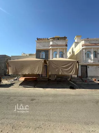 فيلا للبيع في شارع أبي المظفر المبارك ، حي الزمرد ، جدة ، جدة