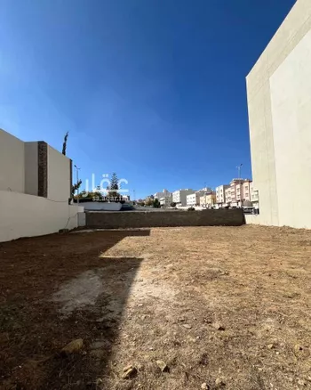 أرض للبيع في شارع طريق البخاري, حي الصفاء, مدينة ابها, منطقة عسير صورة 3