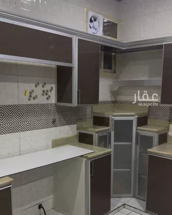 شقة للإيجار في شارع عبدالرحمن محمد الاحمري, حي البديع, مدينة ابها, منطقة عسير صورة 3