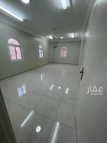 شقة للإيجار في شارع الرؤاسي, حي الرصراص 2, مدينة خميس مشيط, منطقة عسير صورة 2