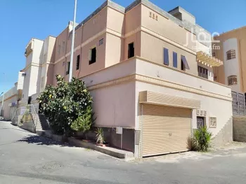 فيلا للبيع في شارع شارع ابو حيان, حي المروج, مدينة ابها, منطقة عسير صورة 5
