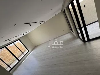 فيلا للبيع في شارع العشرين , حي الملك فهد, مدينة عنيزه, منطقة القصيم صورة 4