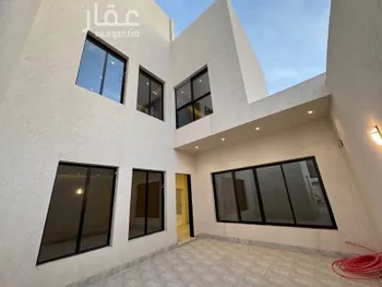فيلا للبيع في شارع محمد بن أحمد الفاسي, حي المهدية, مدينة الرياض, منطقة الرياض صورة 2