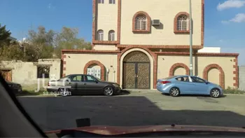 عمارة للبيع في طريق المطار ، حي الحلقة الغربية ، الطائف ، الطائف