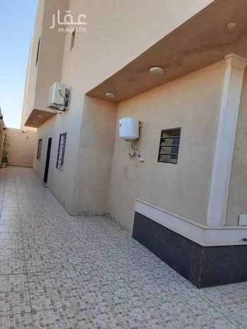 فيلا للإيجار في شارع محمد بن محمد الكتبي, حي العوالي, مدينة الرياض, منطقة الرياض صورة 3