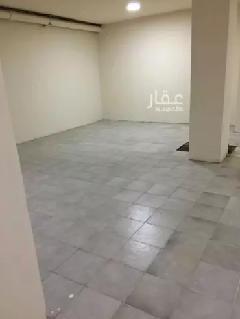 مستودع للإيجار في شارع القاسم ابن نافع, حي الملك فهد, المدينة المنورة