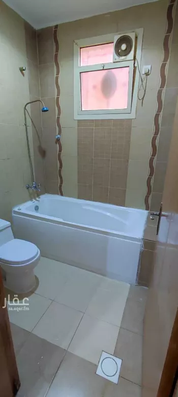 شقة للإيجار في شارع 2403483, حي الأمجاد, مدينة خميس مشيط, منطقة عسير صورة 2